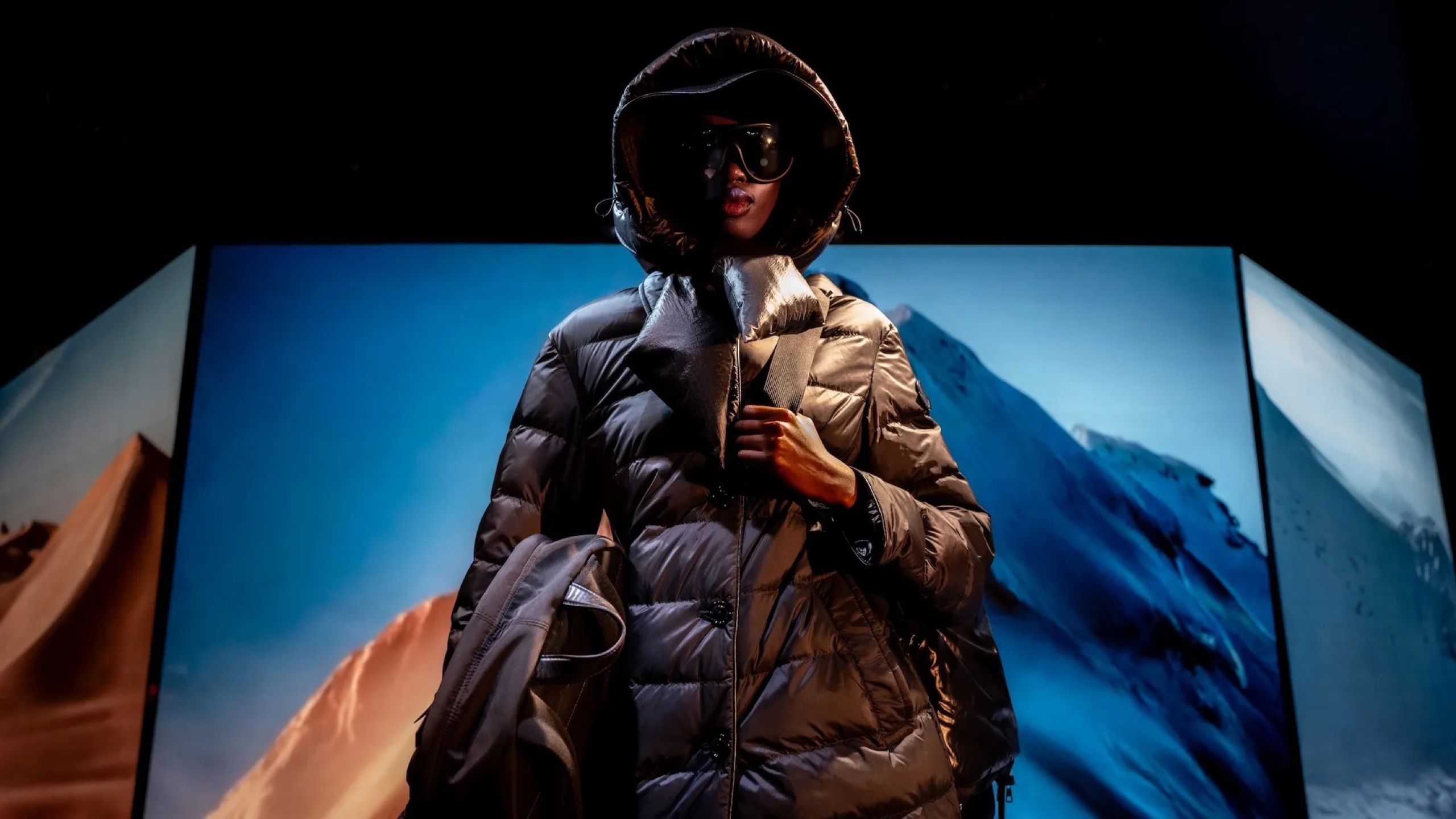 Moncler EE72 still